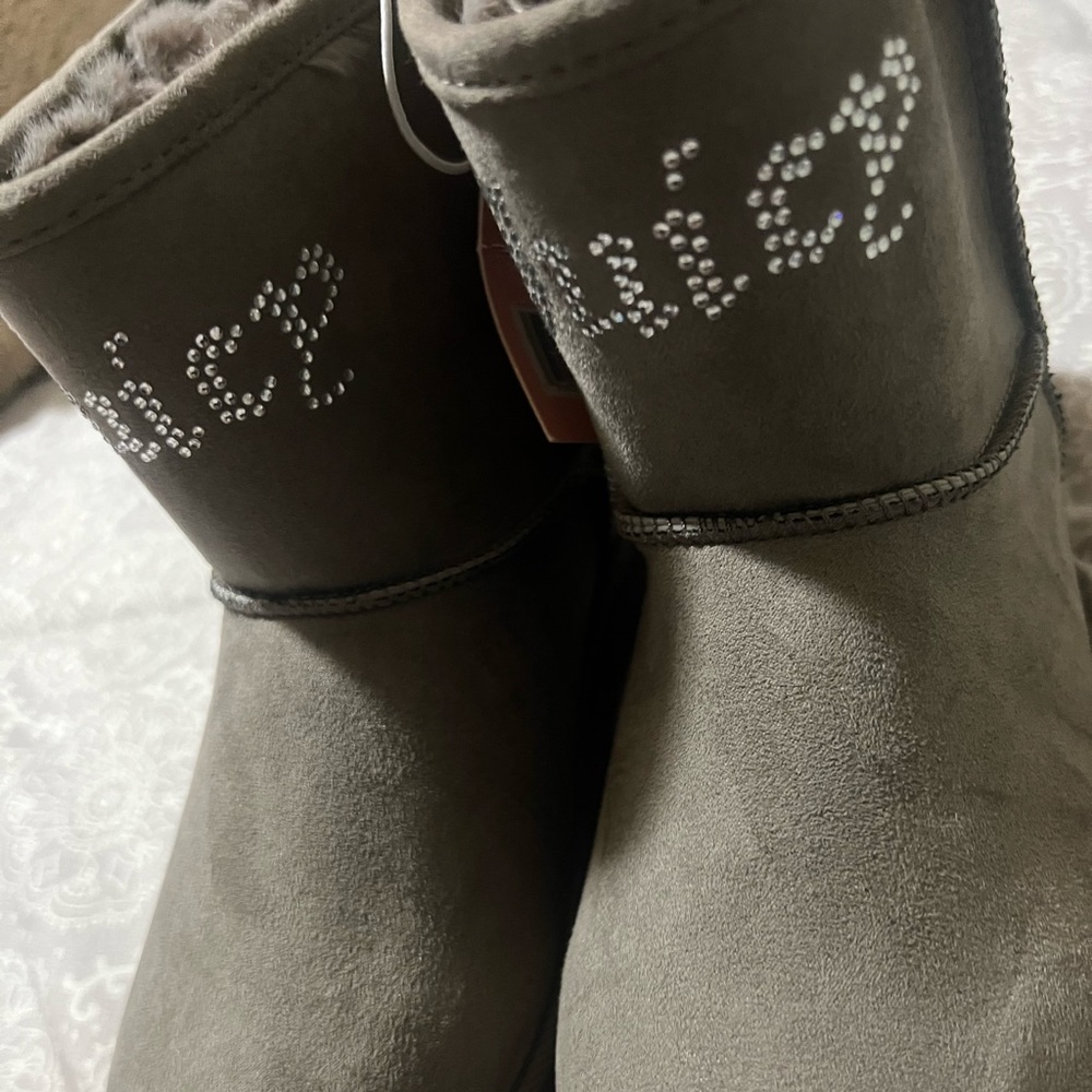 Juicy Couture grey bling boots